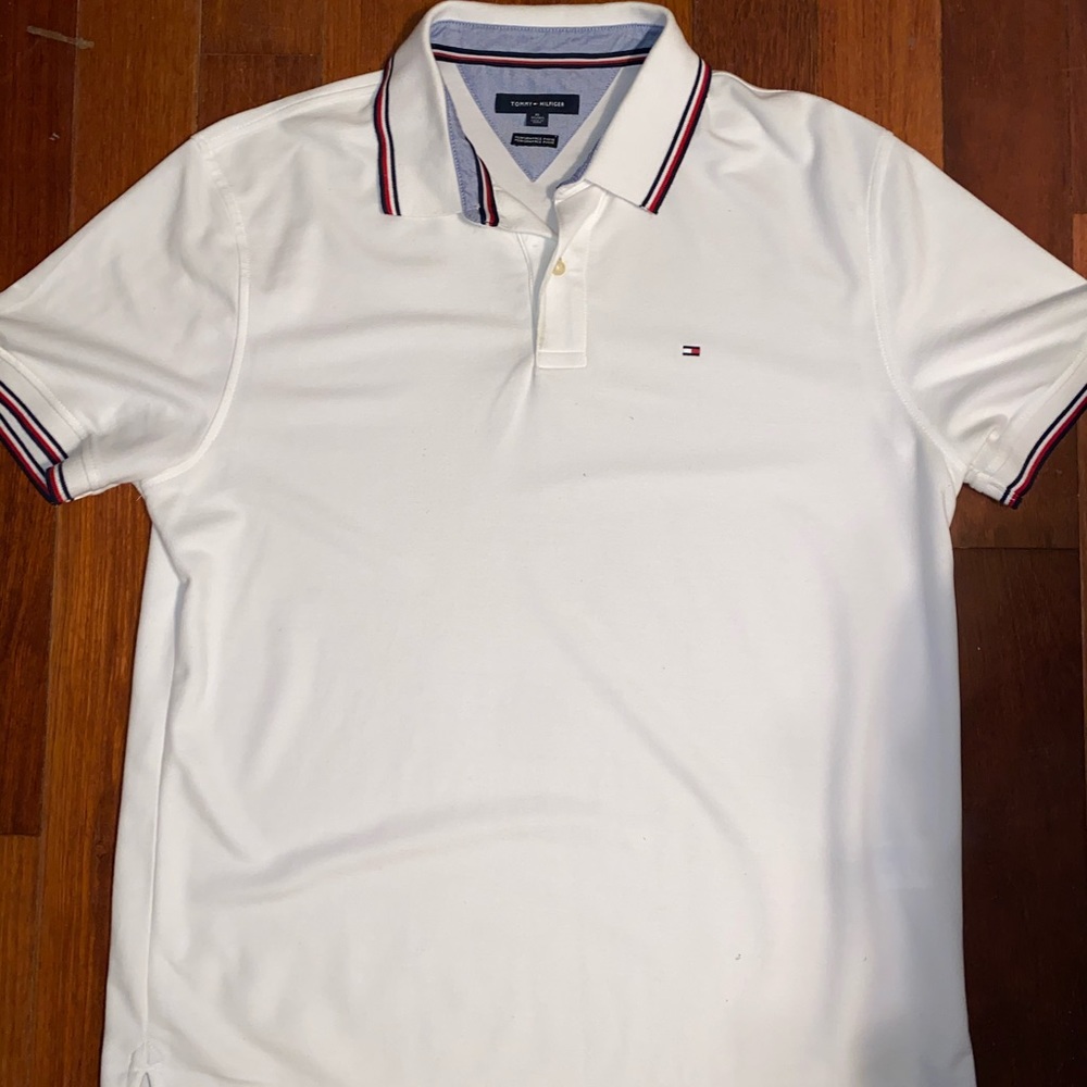 White Tommy shirt